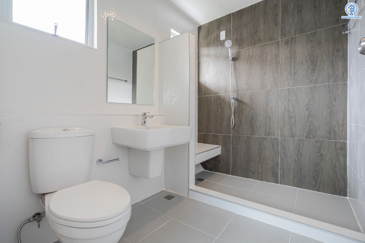 บ้านมือสองตกแต่งใหม่ ม.พฤกษ์ลดา1 บางใหญ่ บนเนื้อที่ 57 ตร.ว. ฟังก์ชัน 3 ห้องนอน 2 ห้องน้ำ 2 ที่จอดรถ ทำเลเดินทางสะดวก เชื่อมต่อถ.กาญจนาภิเษก เพียง 10 นาทีถึงรถไฟฟ้าสายสีม่วง "สถานีคลองบางไผ่" ใกล้เซ็นทรัลเวสต์เกต...